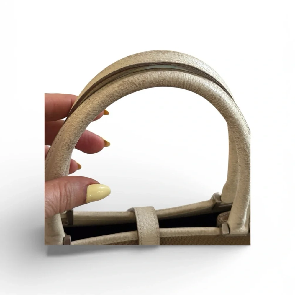 Vintage Gucci Jackie Canvas Tote with leather off white trim silver hard. - Picture 4 of 16